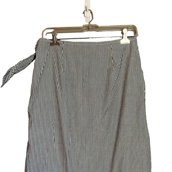 NWT! Chaps blue and white strip faux wrap skirt - Picture 10 of 10